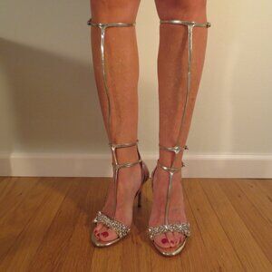 RARE NEW BADGLEY MISCHKA  Bright Gold Rhinestone Stunning High Sandals